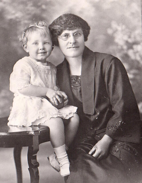 Agnes Francis Curran [nee Gribble] with granddaughter
