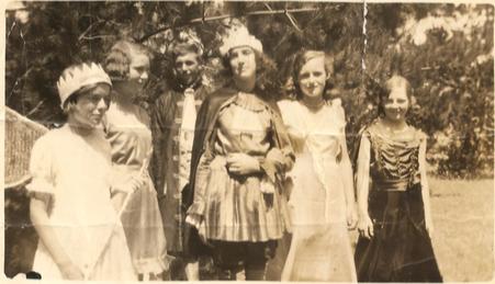 Hall school children dressed for a pantomime, 1934