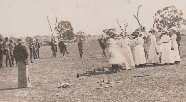 Mulligans Flat school picnic and sports day, November 1912