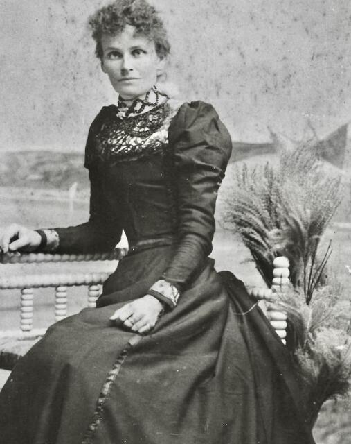 Lydia Hellmund nee Jones (1870-1904)