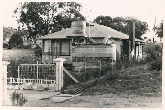 Noel and Betty Tickner's house - 2, Hoskins St Hall - 1951