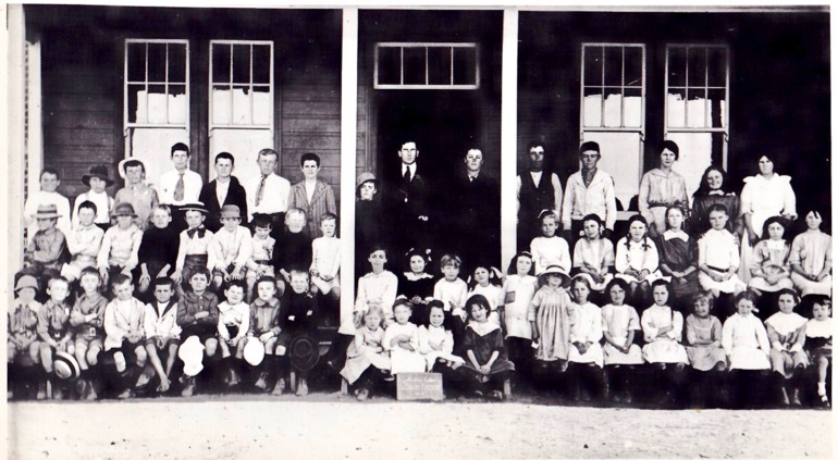 Duntroon Public School 1915 (2)