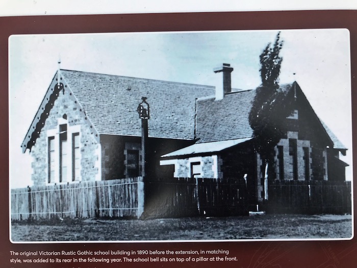 Original Queanbeyan Public School (1890)